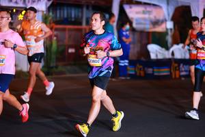 BIB: 0472, 23800, 28284
                            <button type="button" onclick="openModal(22839534)" class="btn btn-primary btn-sm float-right btn-popup" data-toggle="modal" data-target=".modal-high-quality">
                        <i class="fas fa-shopping-cart"></i> Add to Cart
                    </button>
                                            <button type="button" onclick="isThisMe(22839534, true)" class="btn btn-success btn-sm float-right btn-popup btn-isme hidden" data-toggle="tooltip" data-placement="bottom" title="นี่คือรูปของคุณใช่ไหม คลิกที่นี่เพื่อเอาเข้าอัลบั้ม">
                        <i class="fas fa-plus"></i> Add to album
                    </button>
                    <button type="button" onclick="isThisMe(22839534, false)" class="btn btn-warning btn-sm float-right btn-popup btn-isnotme hidden">
                        <i class="fas fa-ban"></i> Remove from album
                    </button>